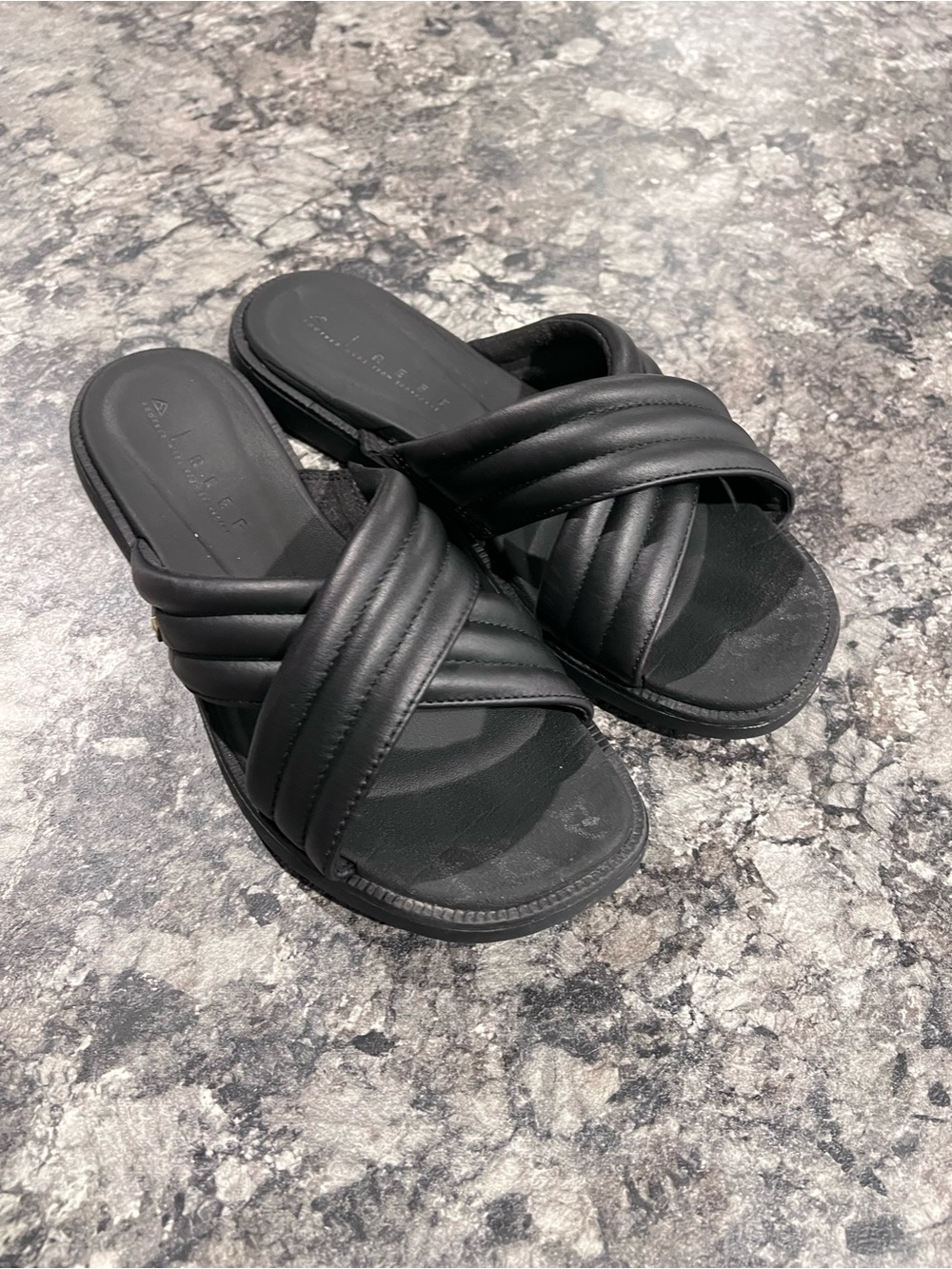 Reef Women's Lofty Lux X Black Leather Padded Criss Cross Slide Sandals Size 8